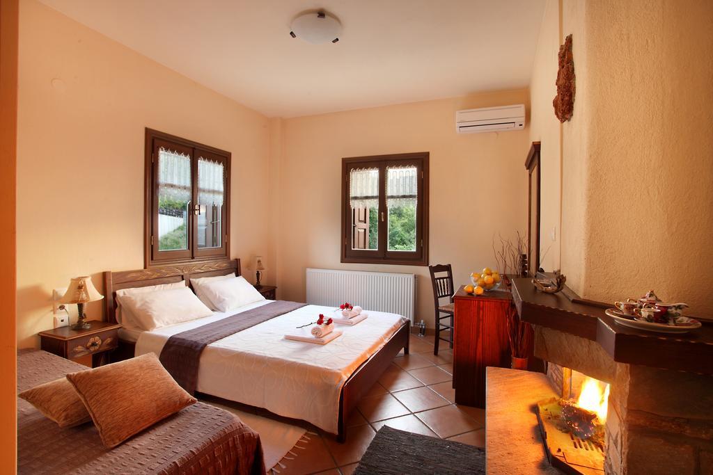 Stilvi Hotell Tsagarada Rum bild